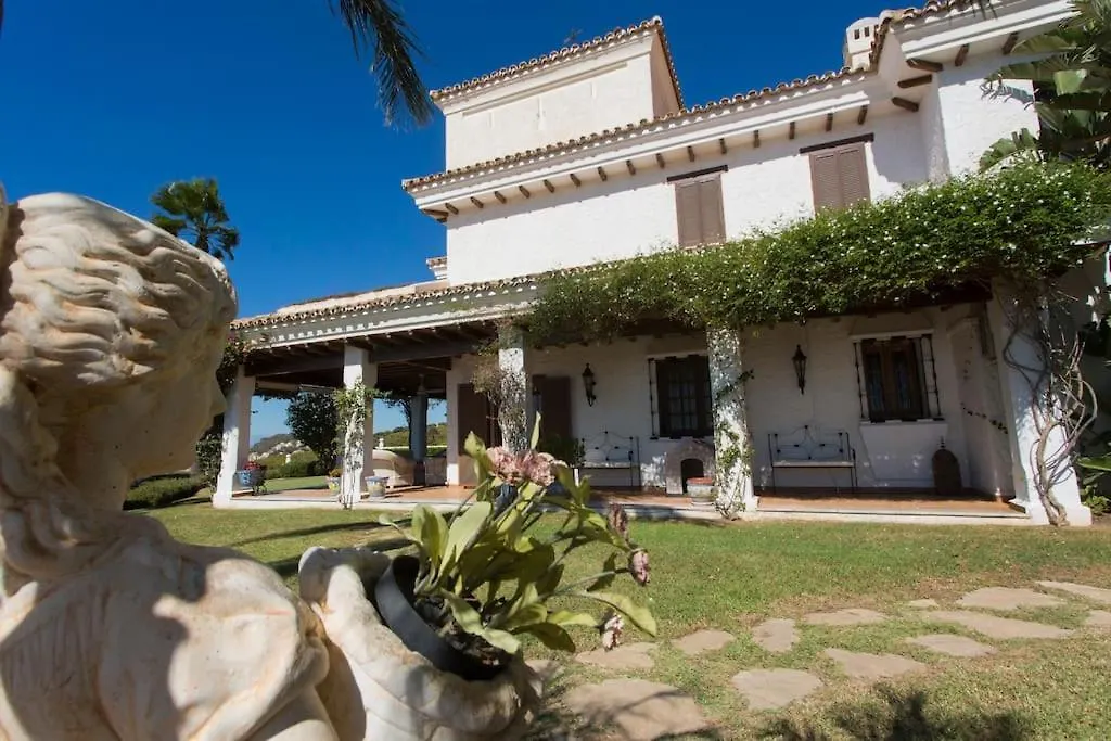 Andalusian Villa On The Sea And The Bay Of Málaga