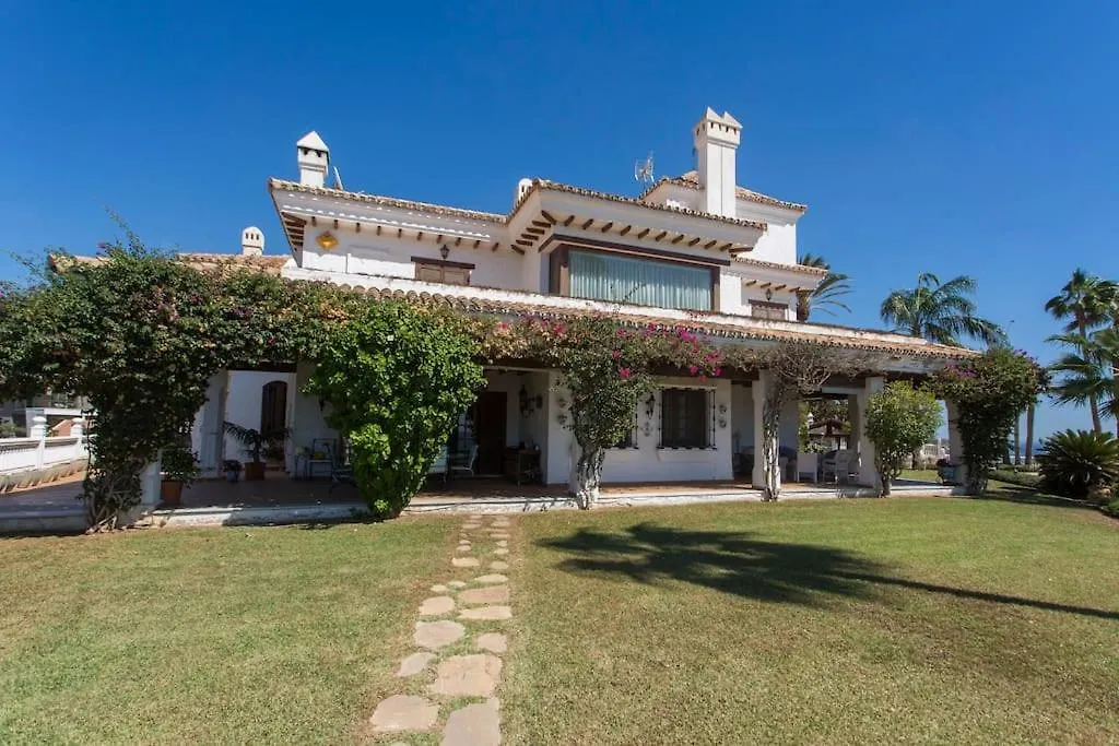 Andalusian Villa On The Sea And The Bay Of Màlaga 0*,