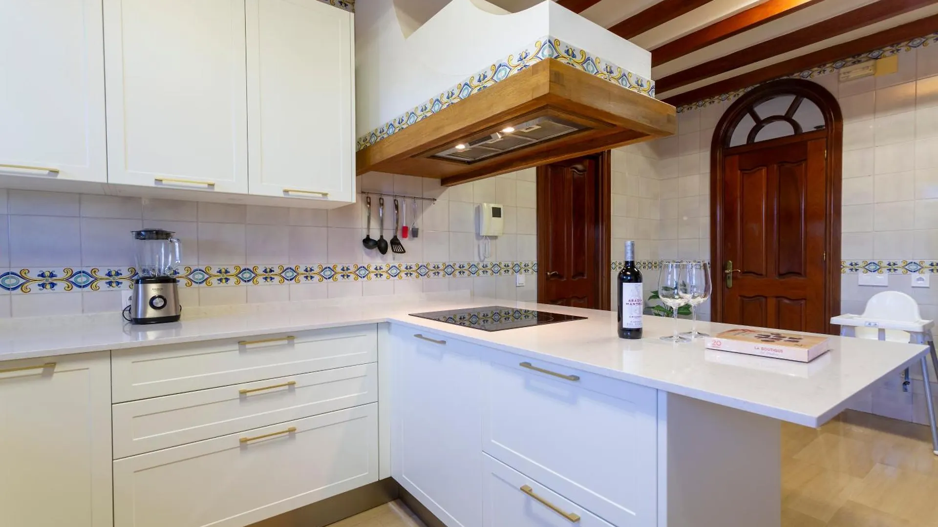 Andalusian Villa On The Sea And The Bay Of Màlaga